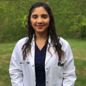 Meet your Posher, Laura